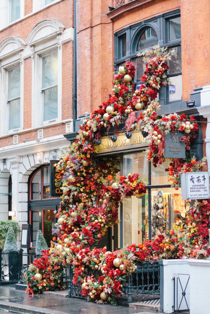 How to See the Best of Christmas in London - Journal | Monica Francis ...